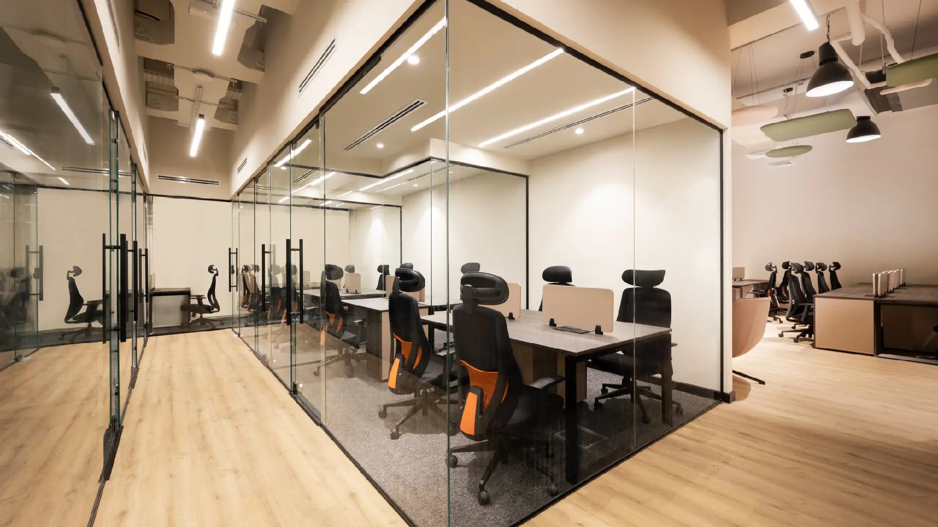 Elegant private office by Workspace Downtown in Downtown Dubai