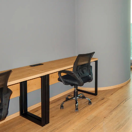 External 4-person office with ergonomic desks and natural light at The Work Oasis, Sky Tower, ADGM.