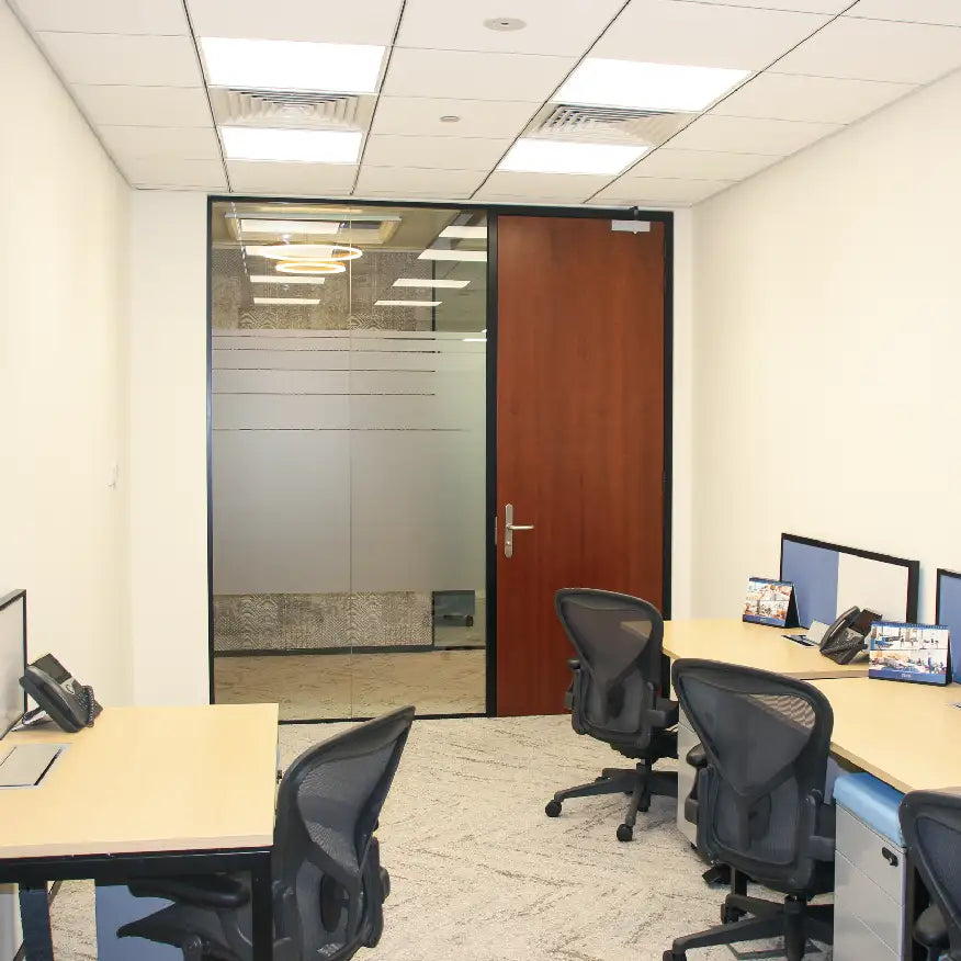 Executive Office with 6 Desks