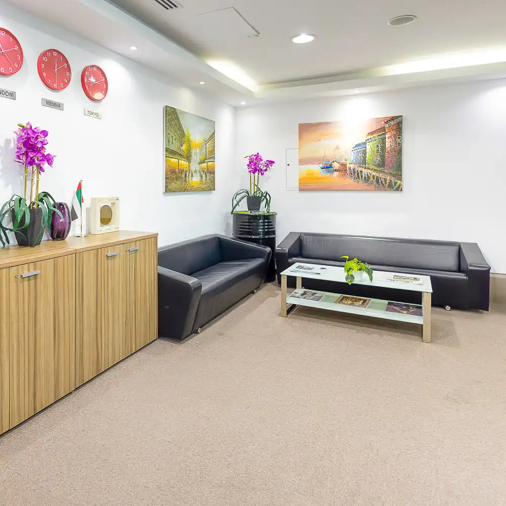 Waiting lounge with sofas at Austria Business Center, Concord Tower.