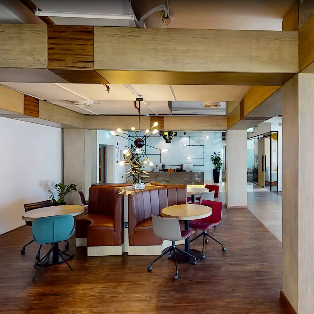 Casual Meeting Room